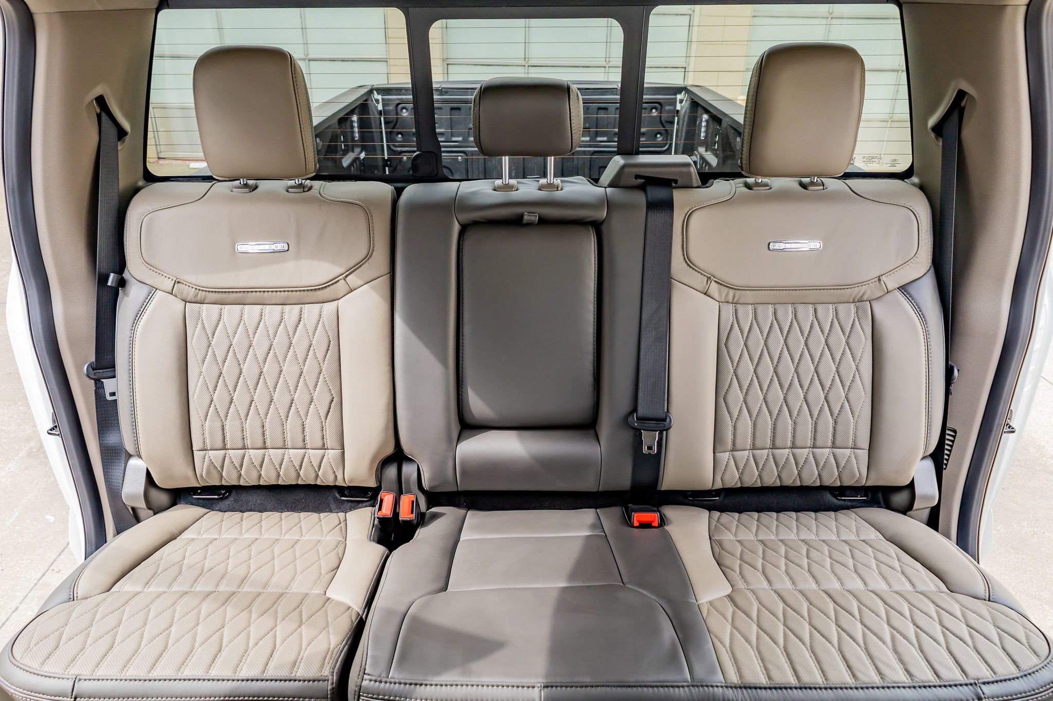 Used 2026 Ford F450 Platinum w/ Platinum Plus Package image 34