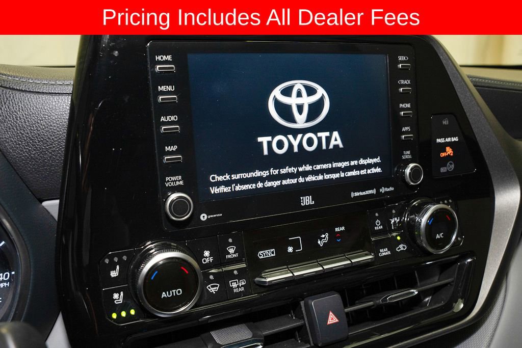 Used 2021 Toyota Highlander Limited AWD/4WD image 16