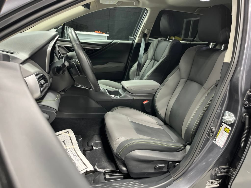 Certified 2024 Subaru Outback Onyx Edition XT AWD/4WD image 16