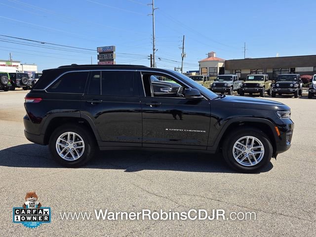 Used 2025 Jeep Grand Cherokee Laredo X w/ Luxury Tech Group I image 16