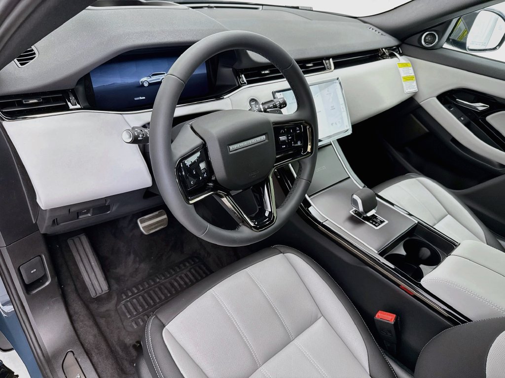 New 2026 Land Rover Range Rover Evoque Hoxton AWD/4WD image 10