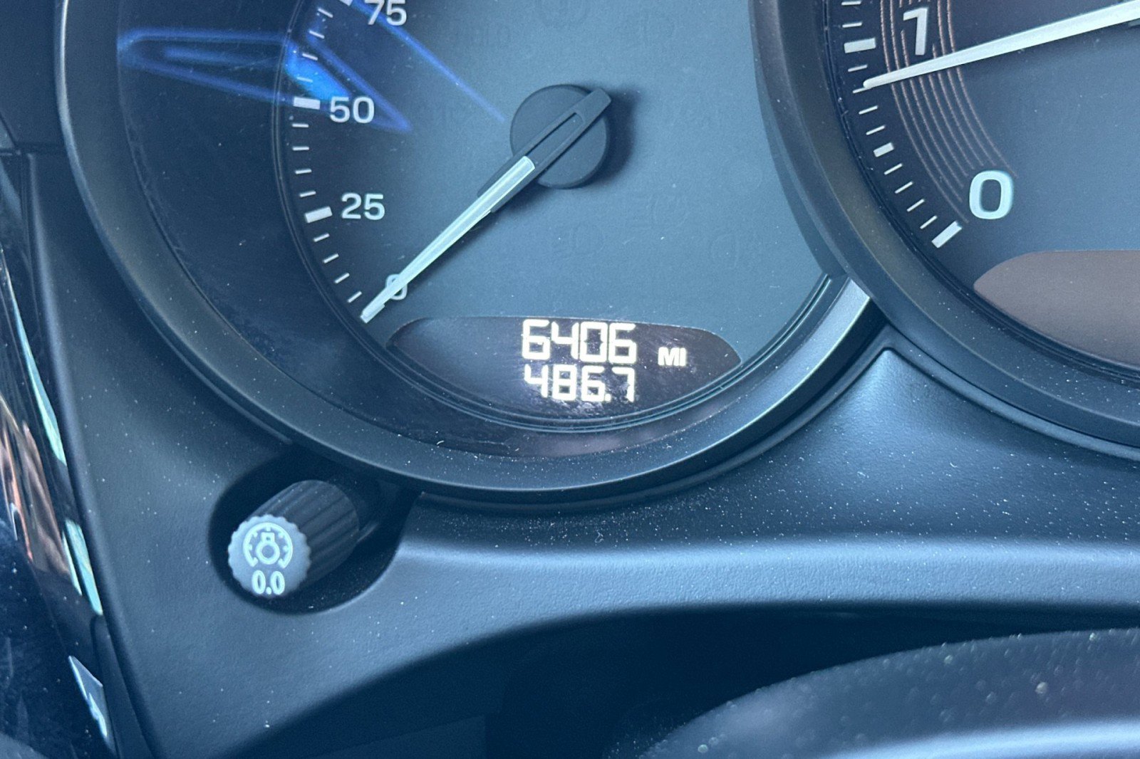 Used 2025 Porsche Macan image 26