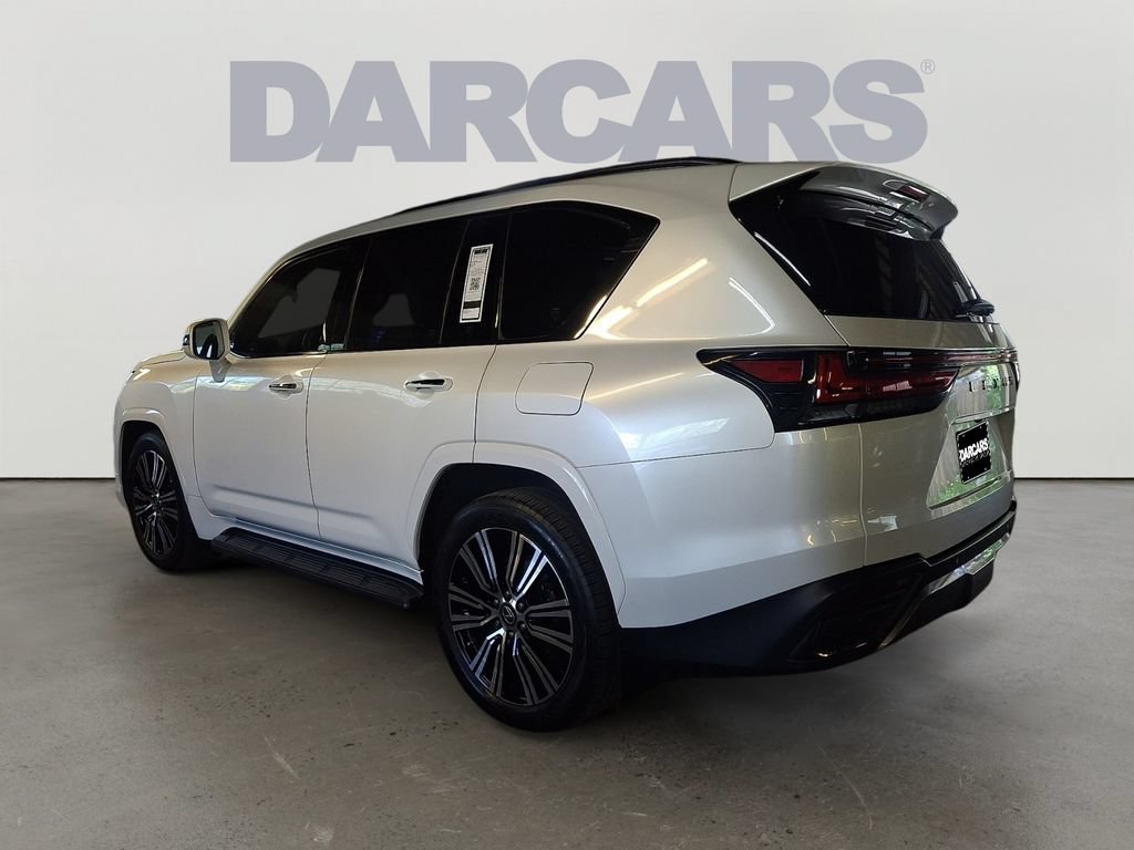 Used 2022 Lexus LX 600 4WD w/ Appearance Package image 5