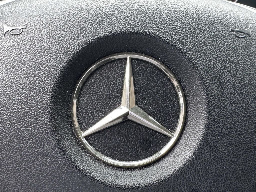 Used 2015 Mercedes-Benz GLK 350 4MATIC image 33