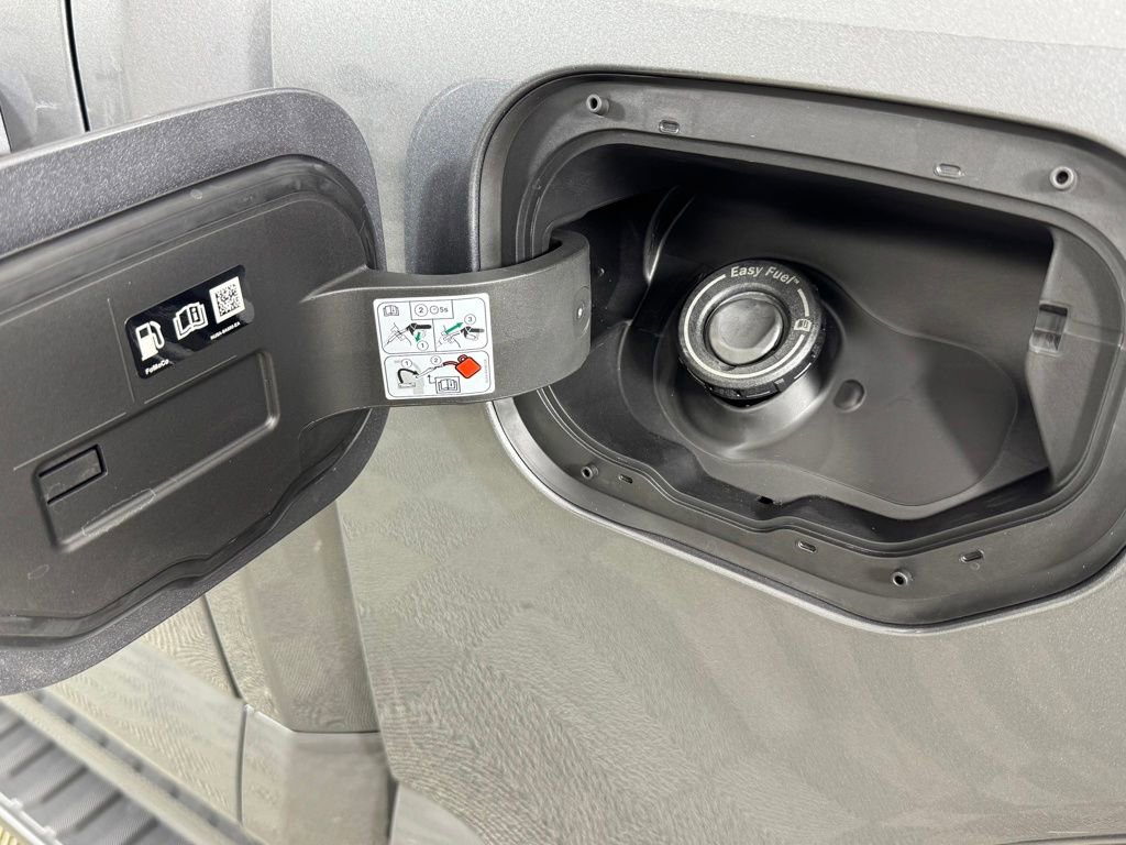 New 2025 Ford F150 Lariat w/ Equipment Group 501A Mid image 52