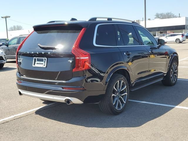 Used 2018 Volvo XC90 T5 Momentum w/ Convenience Package FWD image 3