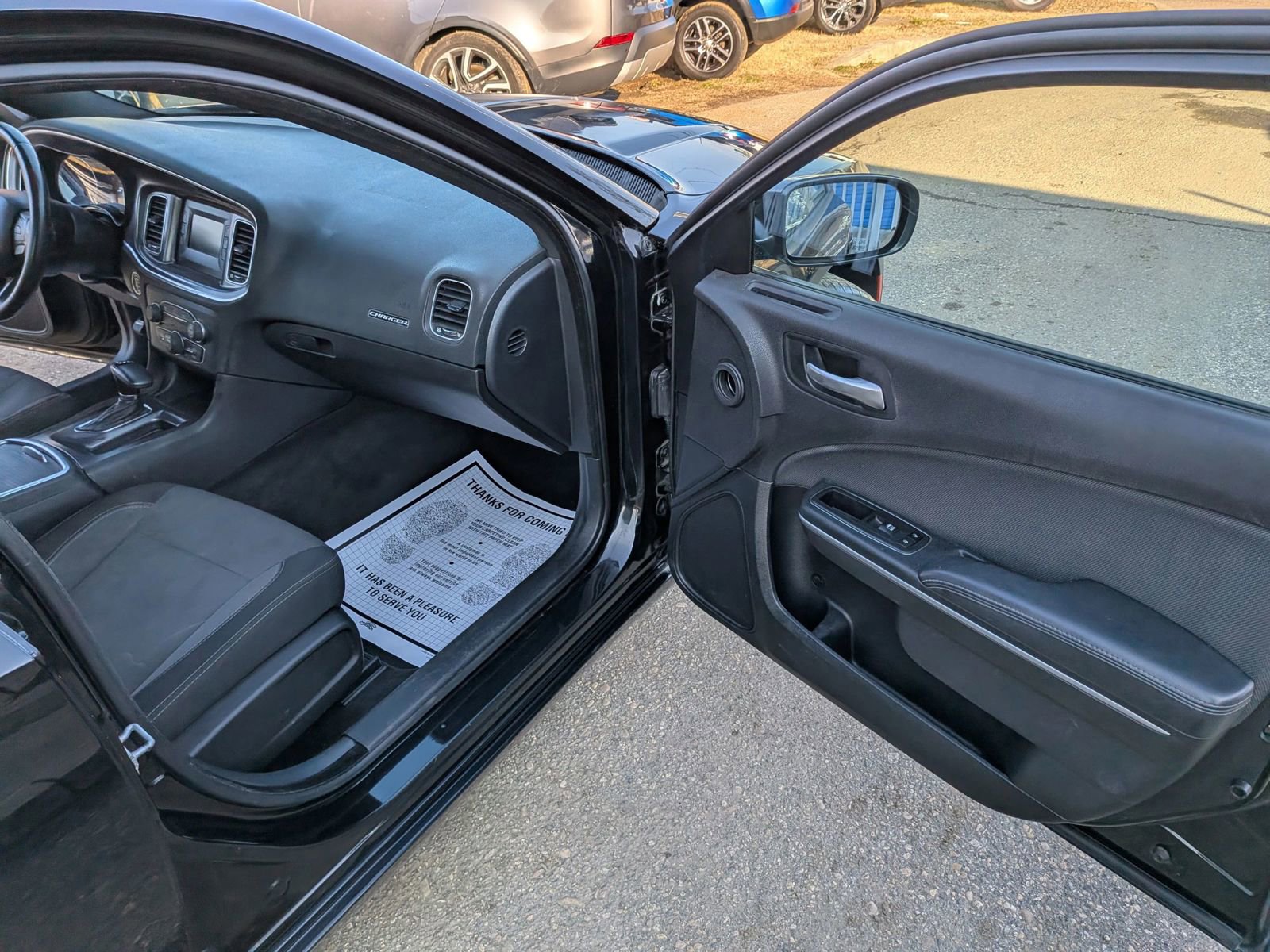 Used 2015 Dodge Charger SE image 27