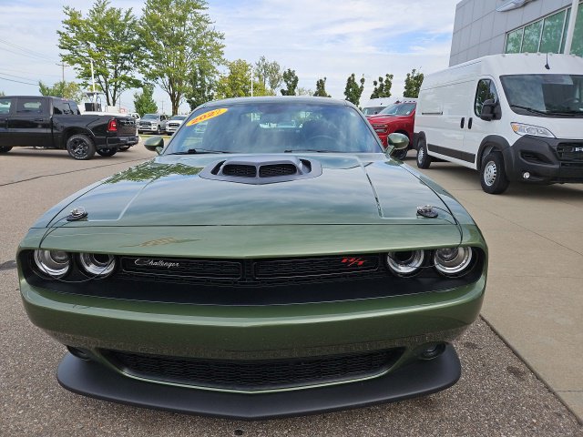 Certified 2022 Dodge Challenger R/T Scat Pack w/ Shaker Package RWD image 2