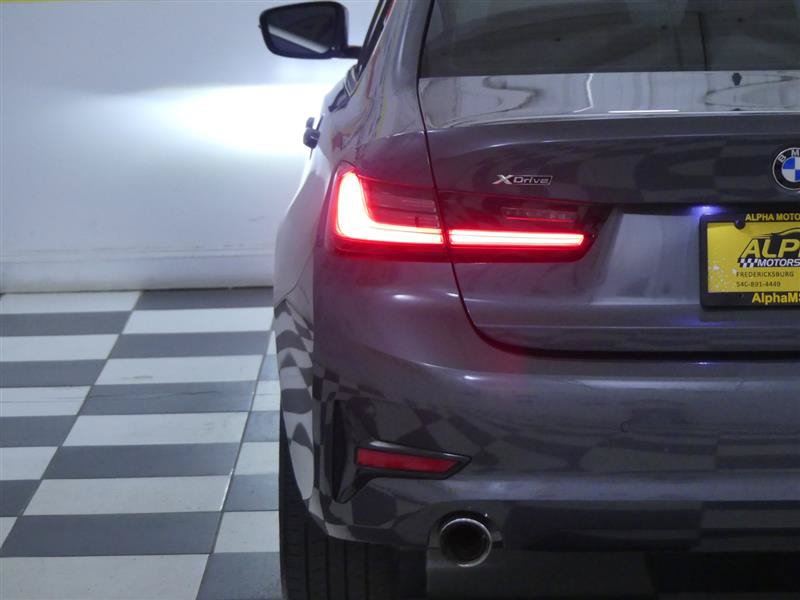 Used 2022 BMW 330i xDrive Sedan AWD/4WD image 32