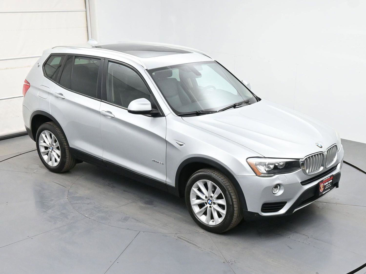 Used 2017 BMW X3 xDrive28i AWD/4WD image 33