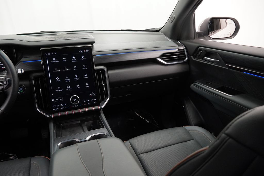Certified 2024 GMC Acadia AT4 w/ Super Cruise Package AWD/4WD image 18