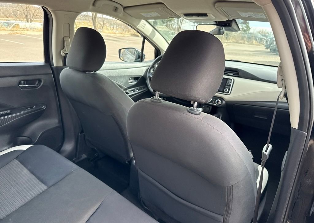 Used 2021 Nissan Versa SV image 23