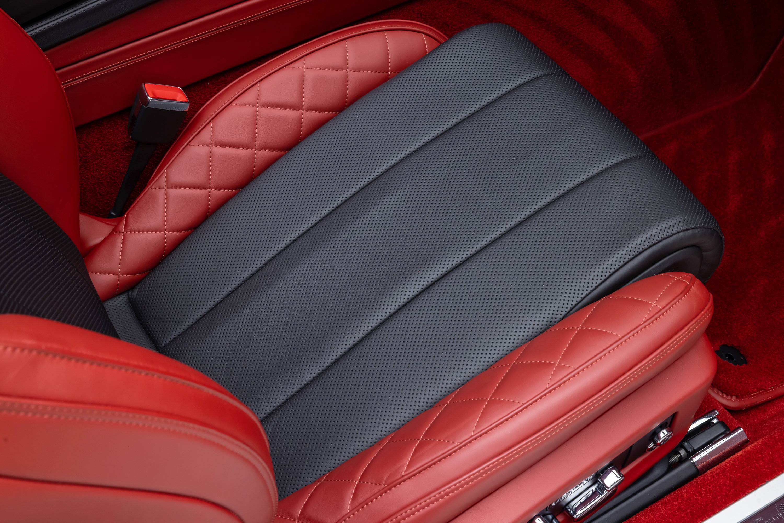 Used 2020 Bentley Continental GT image 44