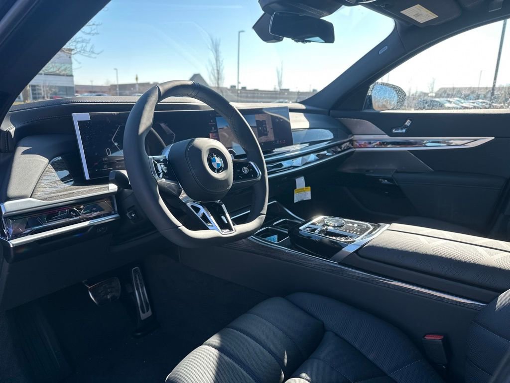 New 2026 BMW 760i xDrive image 16