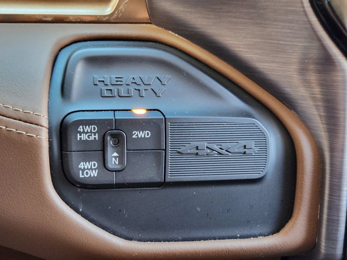Used 2024 RAM 3500 Limited w/ Towing Technology Group AWD/4WD image 44
