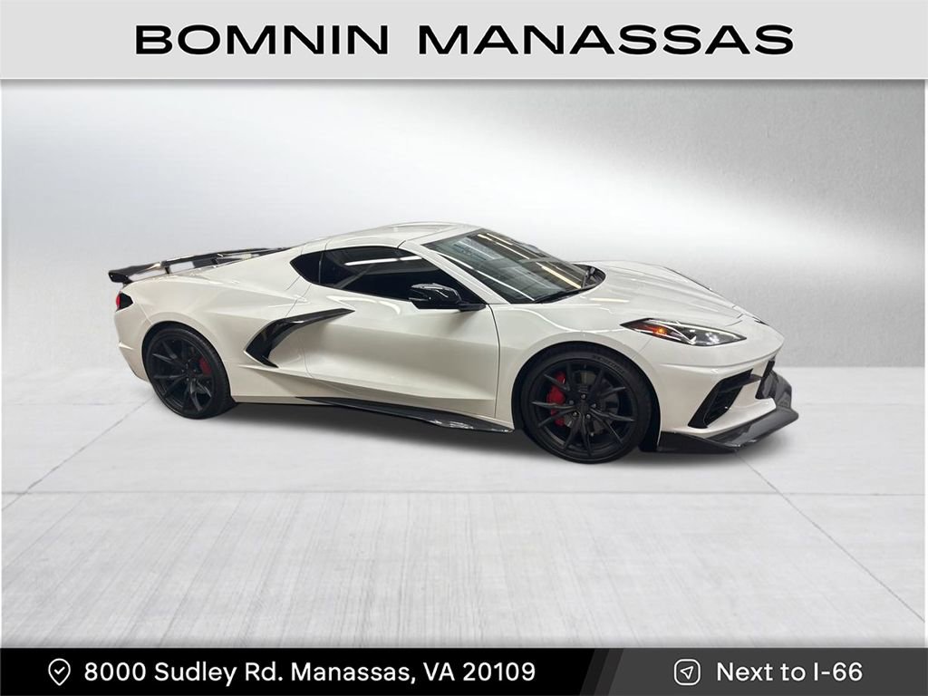 Used 2025 Chevrolet Corvette Stingray Preferred Cpe w/ Z51 Performance Package image 3