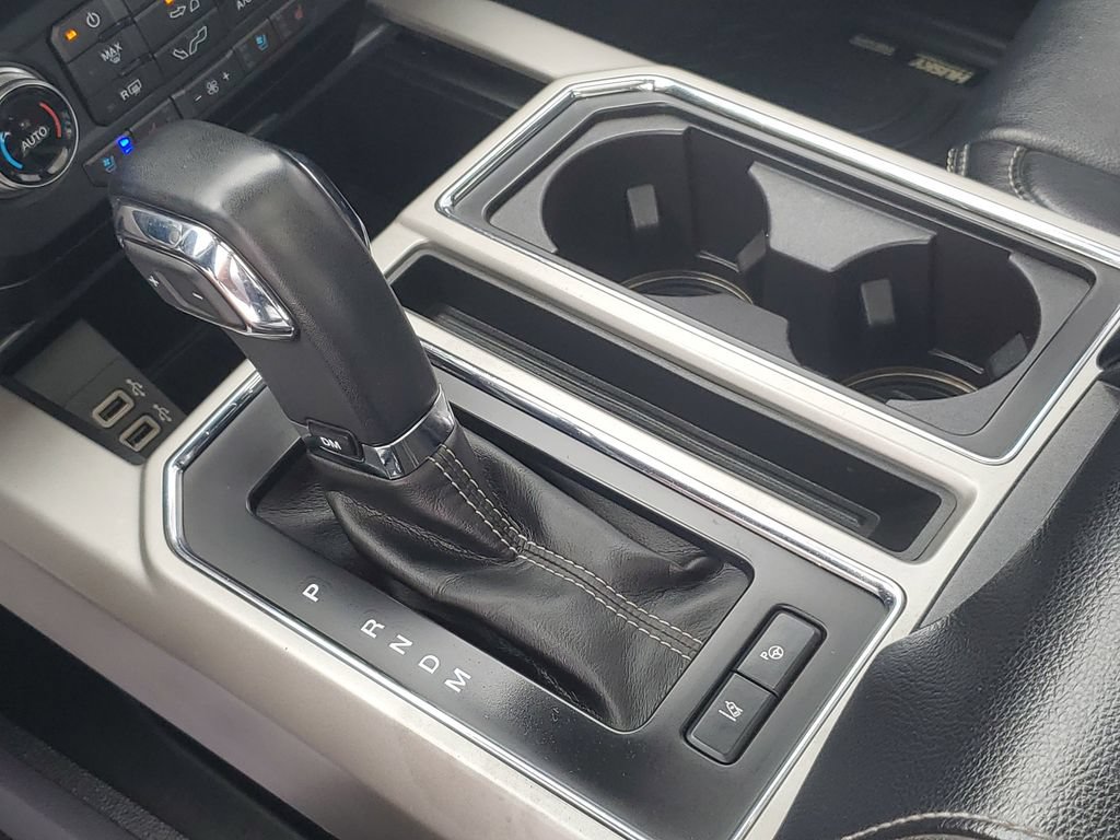 Used 2019 Ford F150 Lariat w/ Equipment Group 502A Luxury AWD/4WD image 24