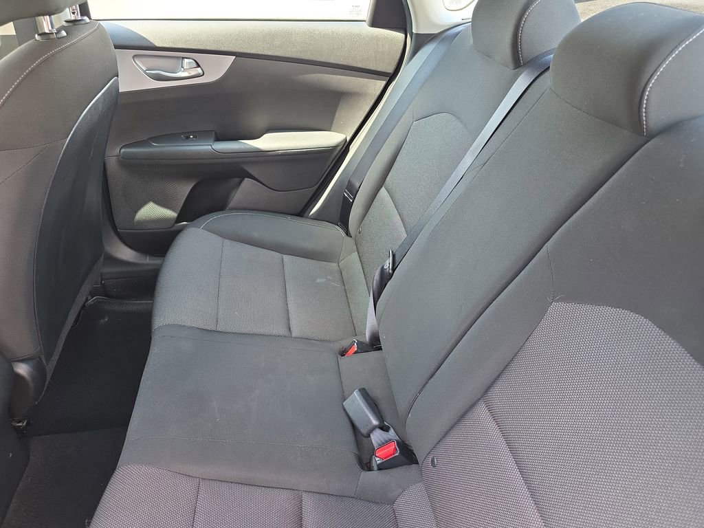 Used 2023 Kia Forte LXS w/ LXS Technology Package FWD image 18