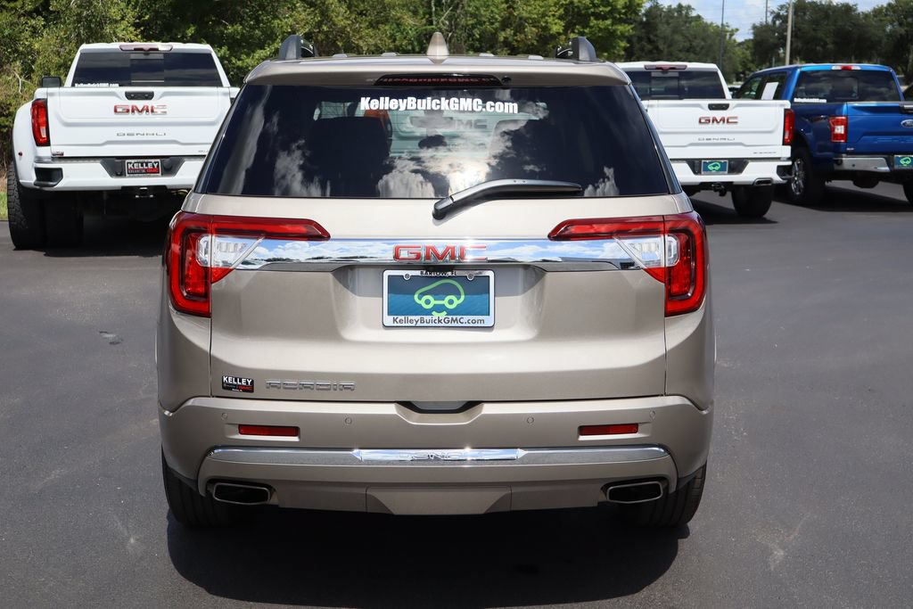 Certified 2022 GMC Acadia Denali w/ Denali Ultimate Package FWD image 8