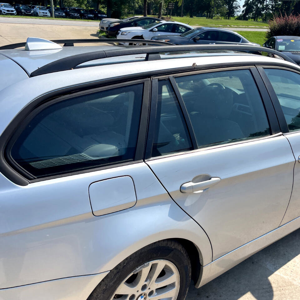 Used 2007 BMW 328xi Wagon image 11