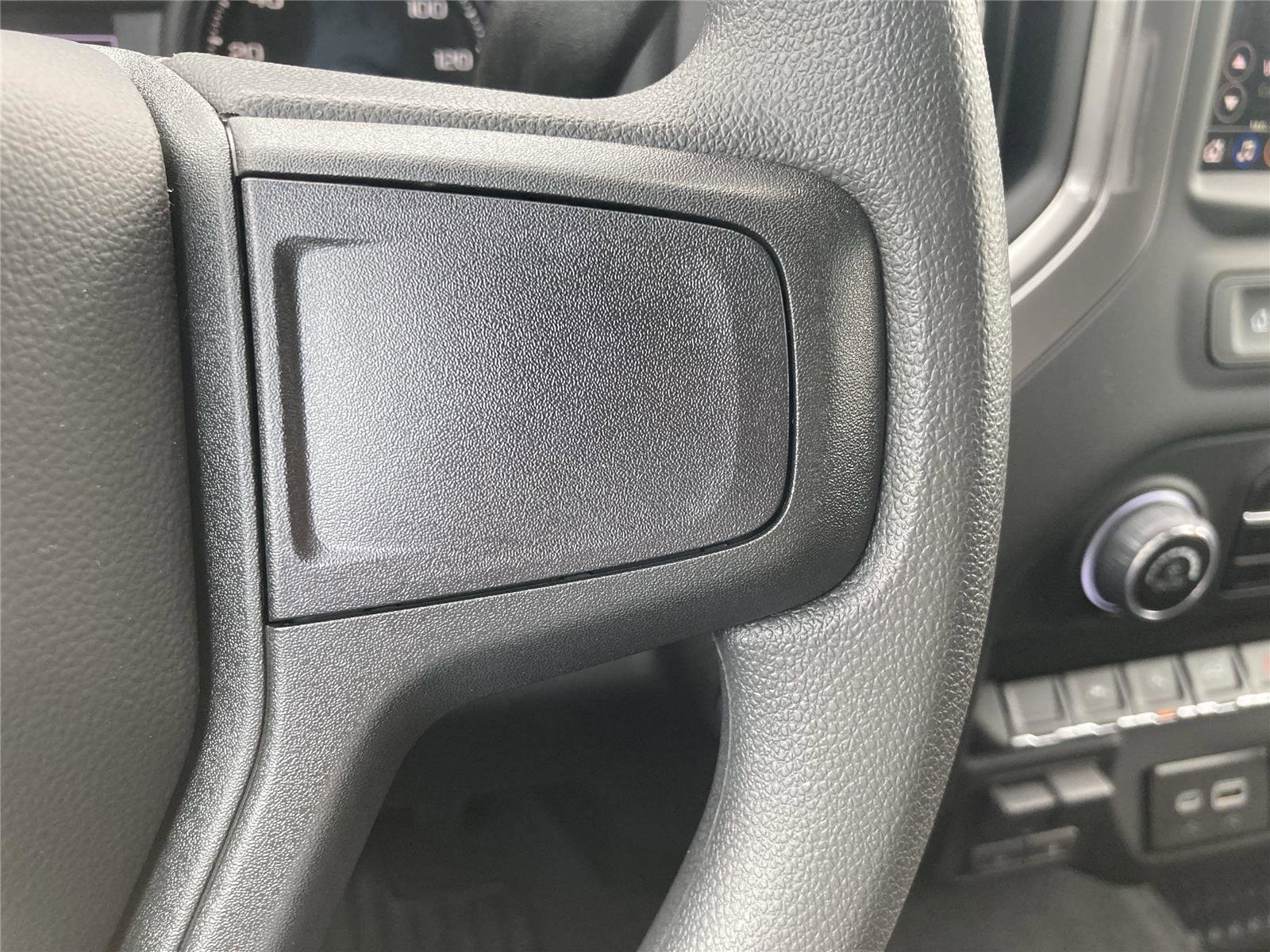 New 2026 Chevrolet Silverado 1500 Custom w/ LPO, Dark Essentials Package image 27