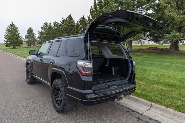 Used 2019 Toyota 4Runner Limited AWD/4WD image 8