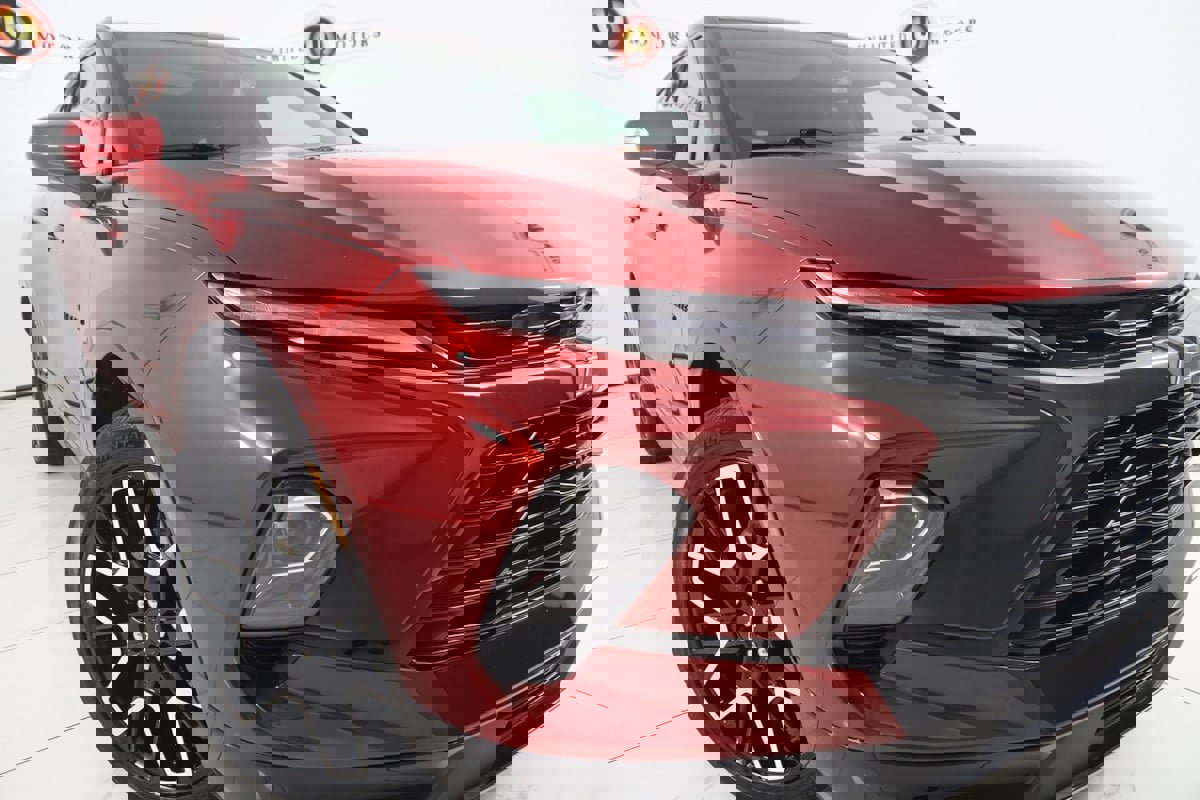 Used 2023 Chevrolet Blazer RS image 44