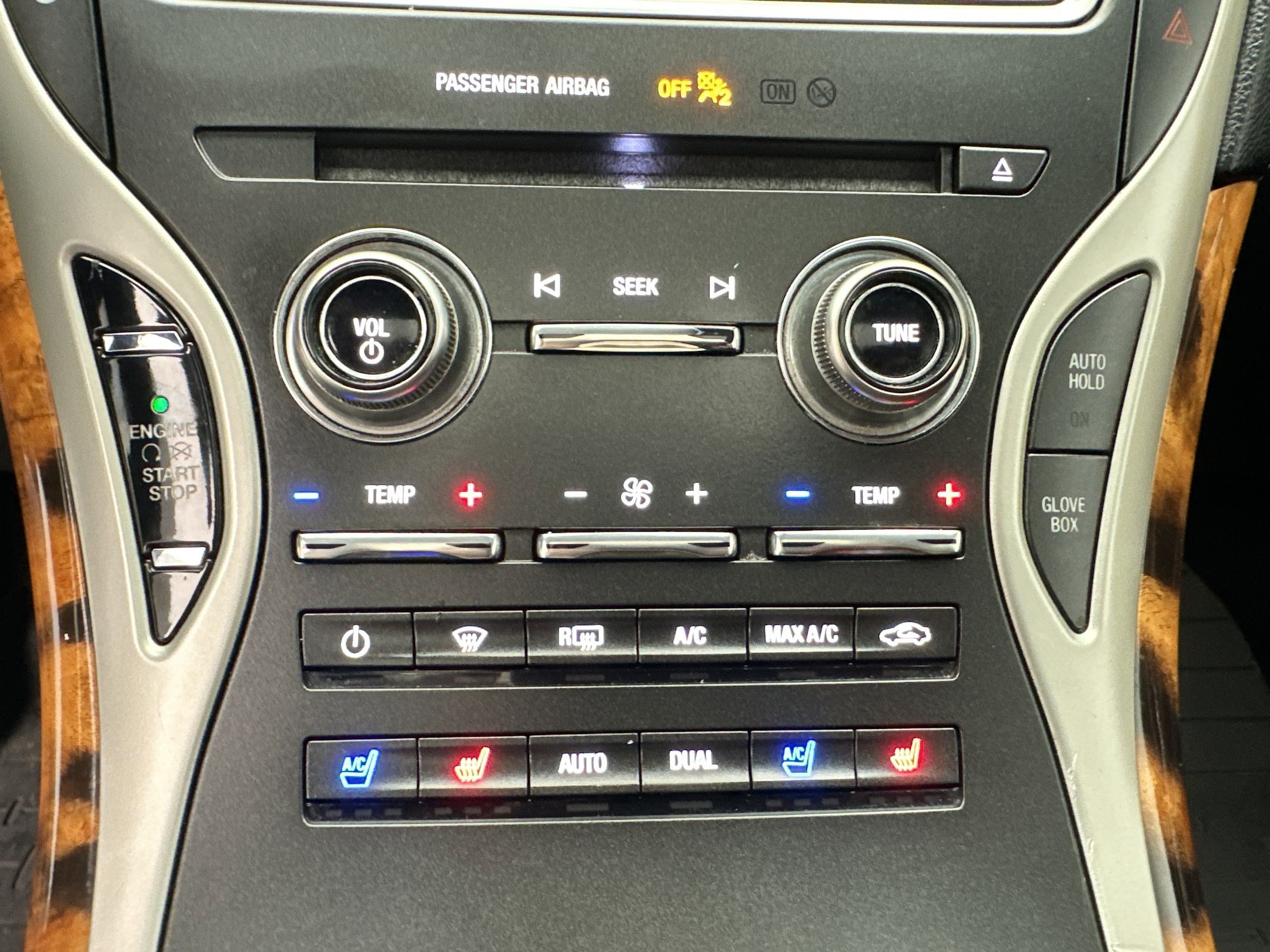 Used 2018 Lincoln MKX Reserve w/ Lincoln MKX Climate Package AWD/4WD image 18