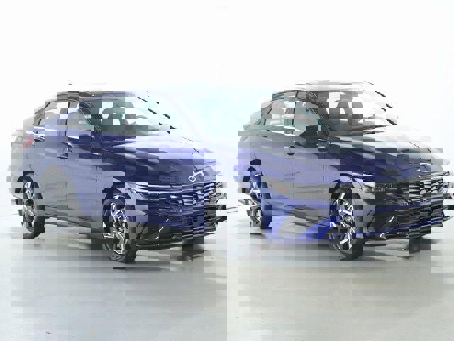 New 2024 Hyundai Elantra SEL w/ Convenience Package image 9