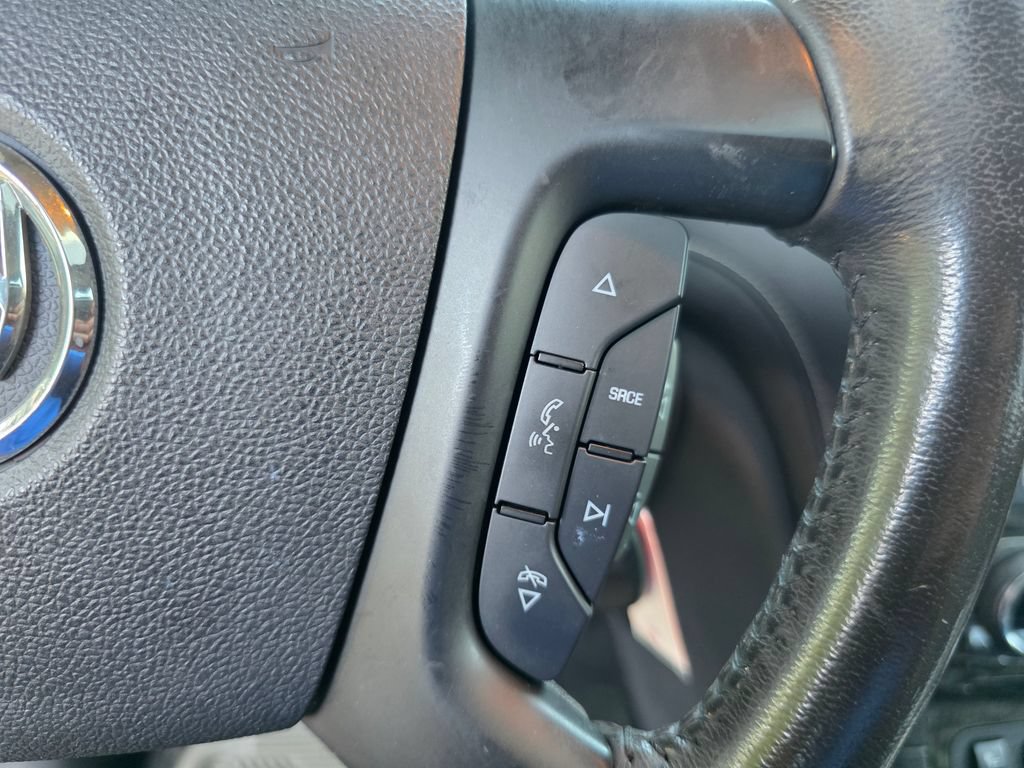 Used 2014 Buick Enclave Leather FWD image 24