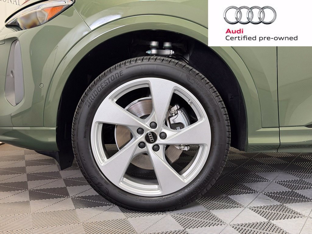 Certified 2025 Audi Q5 Premium Plus AWD/4WD image 13