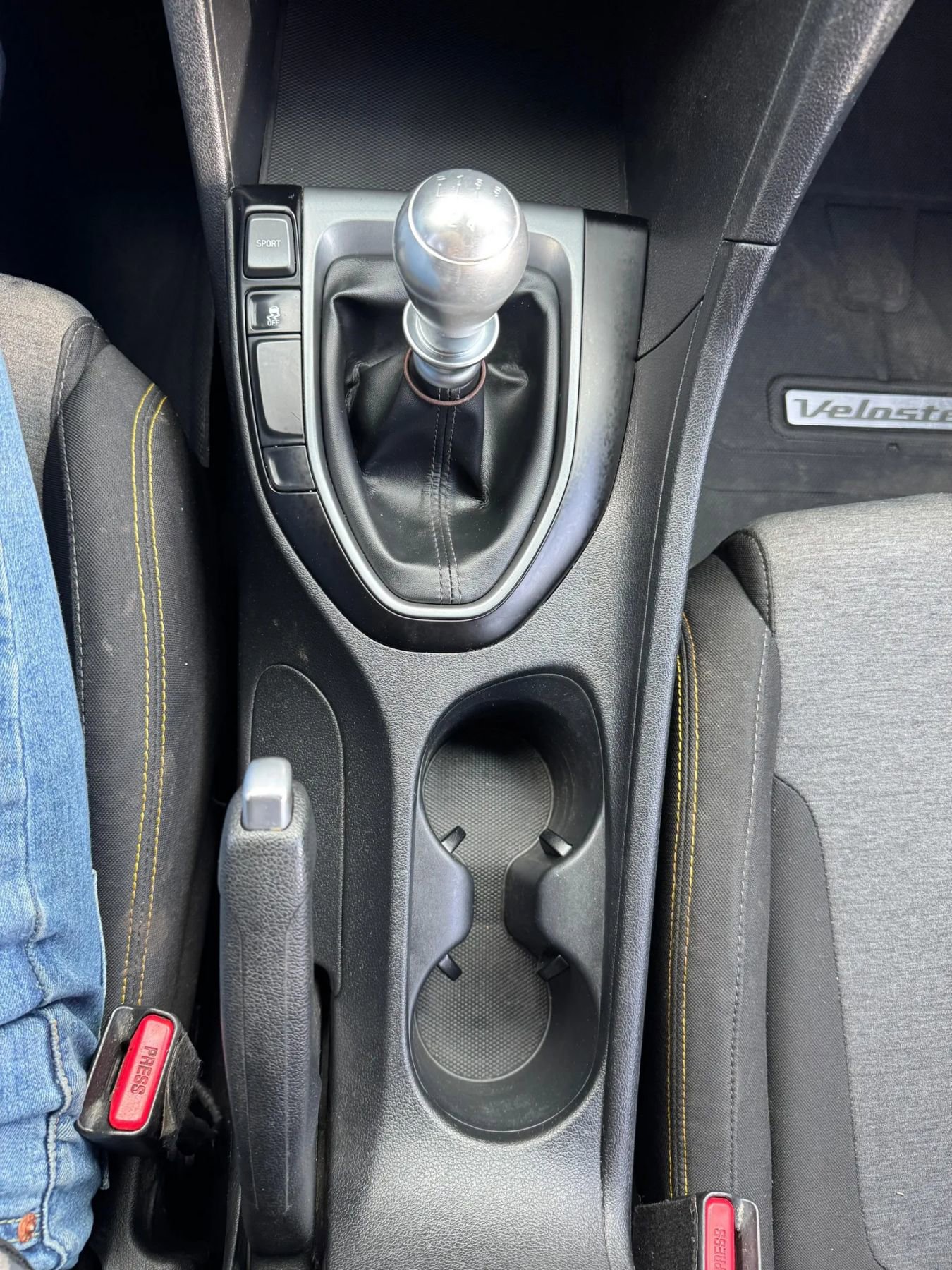 Used 2020 Hyundai Veloster Turbo R-Spec image 23