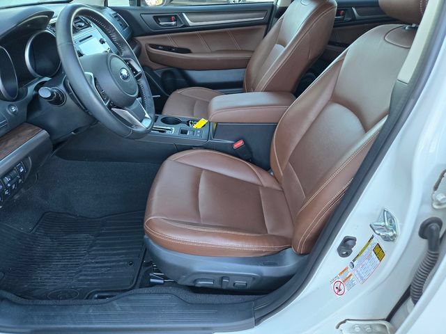 Used 2018 Subaru Outback 3.6R Touring w/ Popular Package #3 AWD/4WD image 19