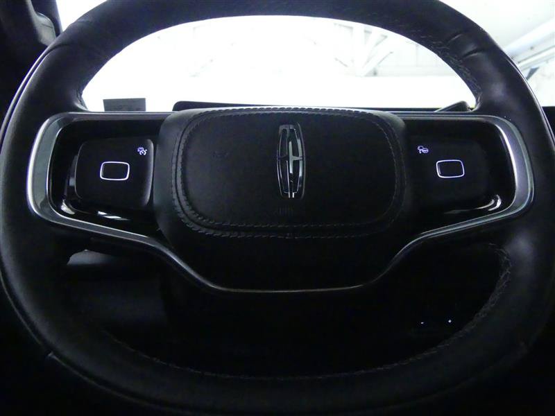 Used 2025 Lincoln Navigator Reserve w/ Jet Appearance Package AWD/4WD image 24