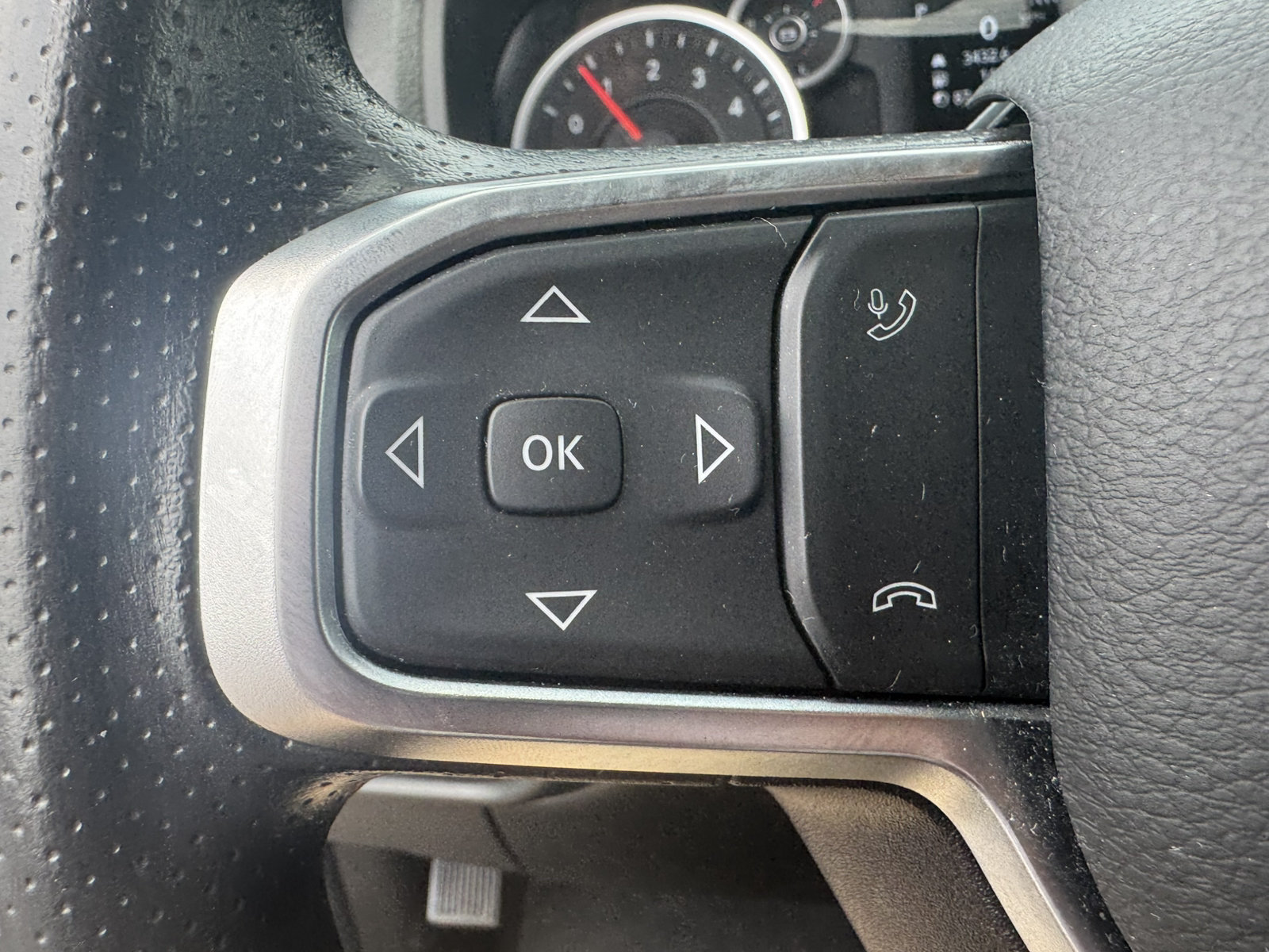 Used 2025 RAM 2500 Tradesman AWD/4WD image 30