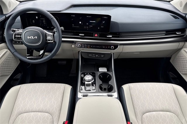 New 2026 Kia Carnival SX w/ SX Dark Edition Package image 15