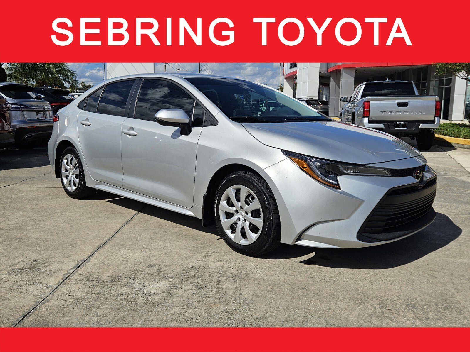 Certified 2025 Toyota Corolla LE image 1