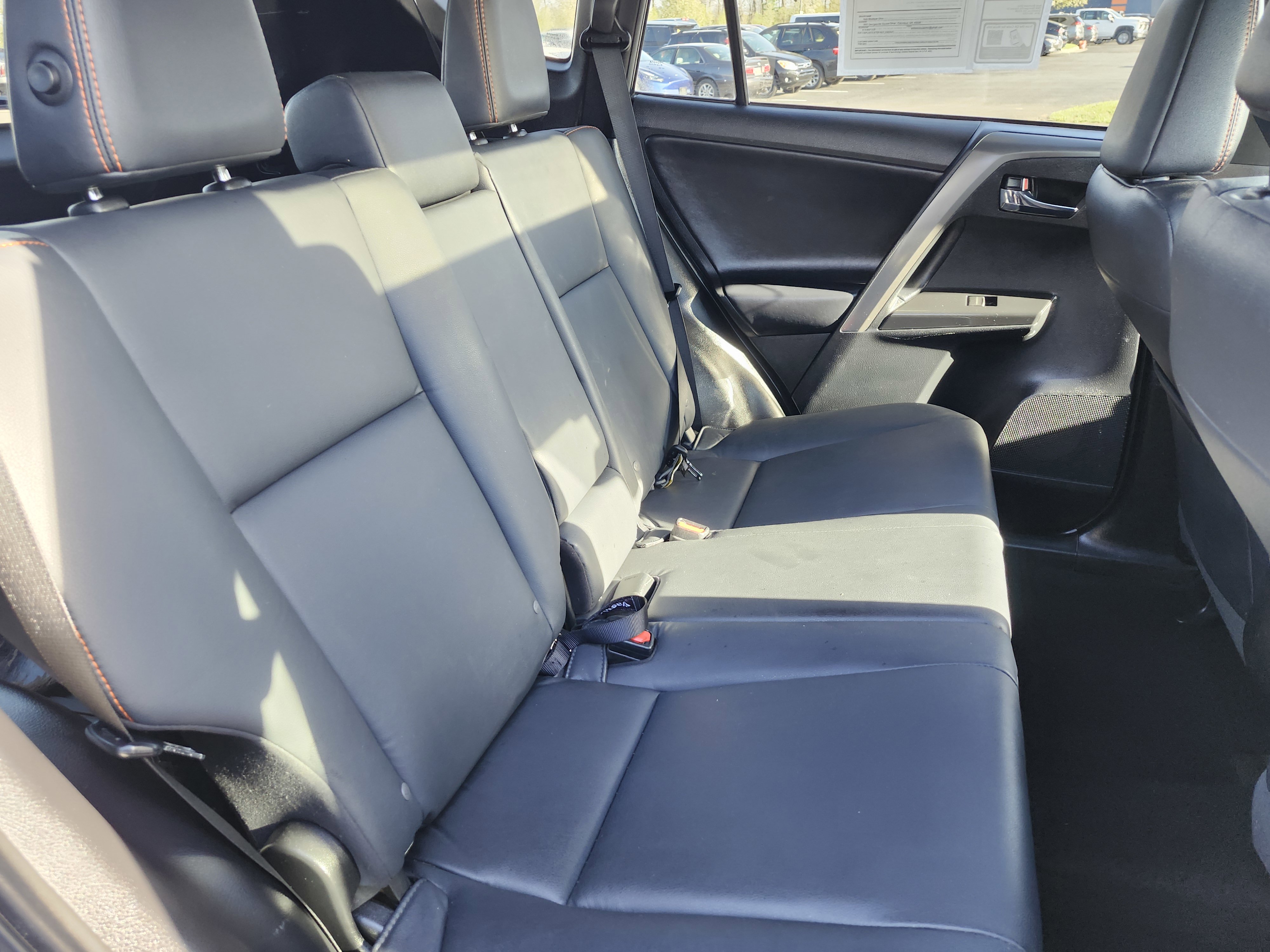 Used 2017 Toyota RAV4 SE image 20