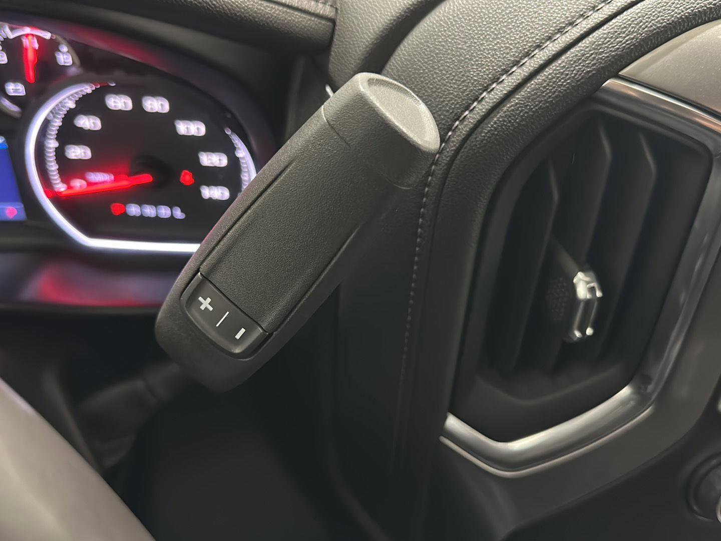 Used 2020 Chevrolet Silverado 1500 LTZ image 15