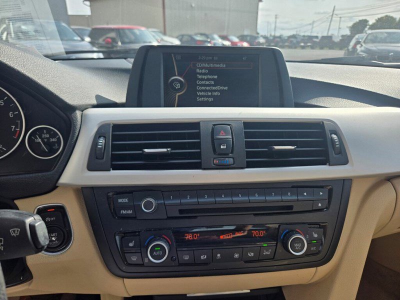 Used 2014 BMW 320i xDrive Sedan image 15