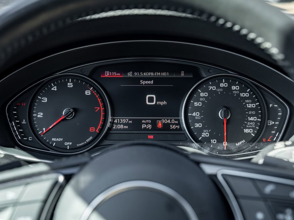 Used 2020 Audi A4 2.0T Premium image 2