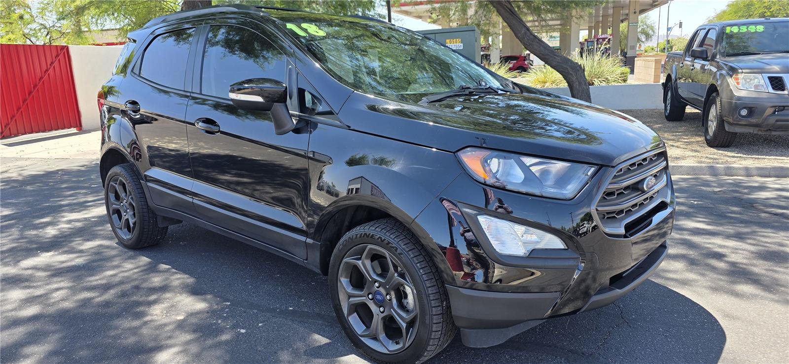 Used 2018 Ford EcoSport SES w/ SES Cold Weather Package AWD/4WD image 3