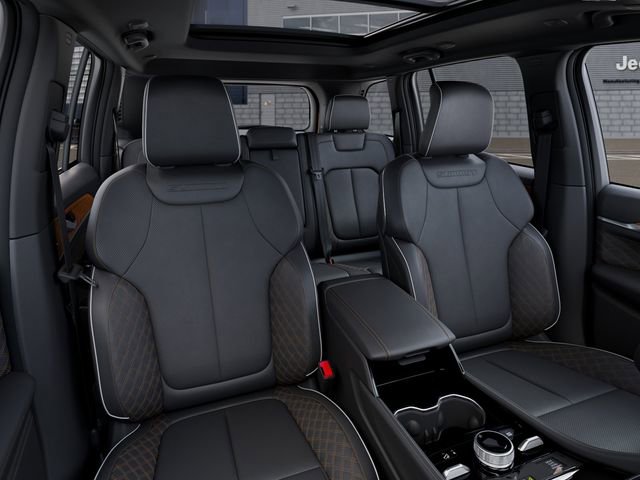 New 2026 Jeep Grand Cherokee Summit AWD/4WD image 16