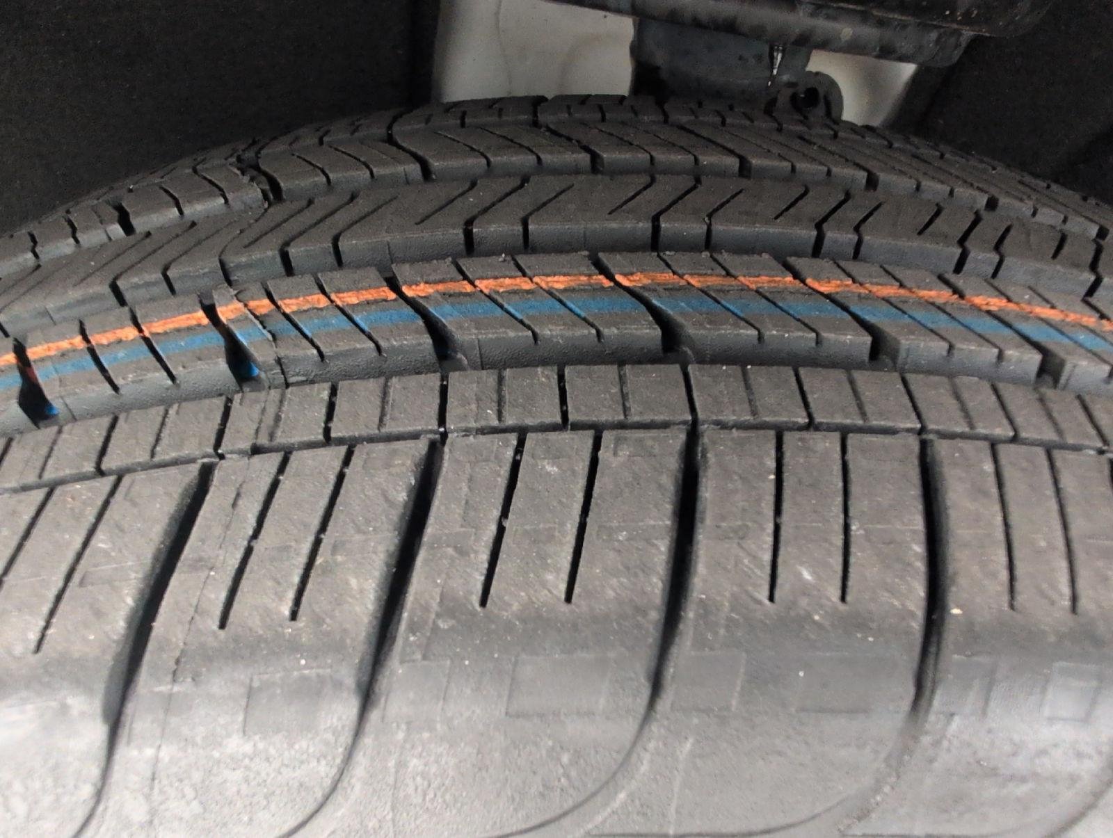 Used 2023 Chevrolet Traverse LT w/ LPO, Floor Liner Package AWD/4WD image 5