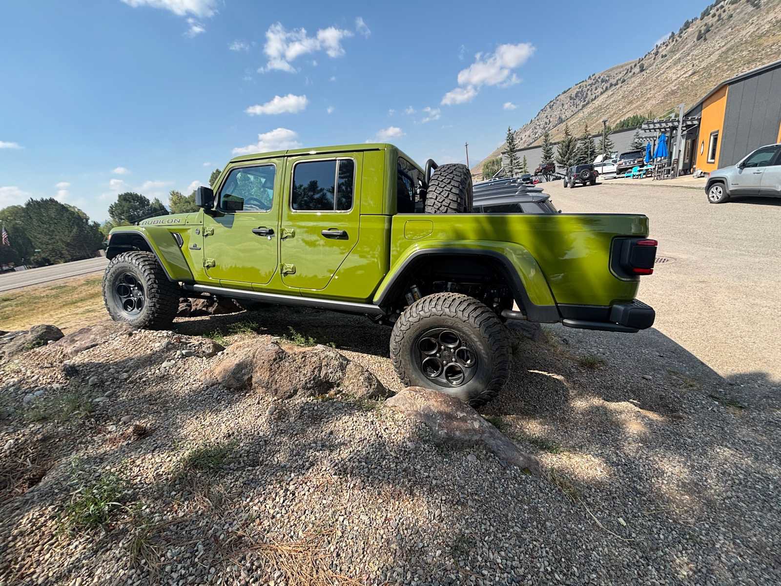 New 2025 Jeep Gladiator Rubicon image 4