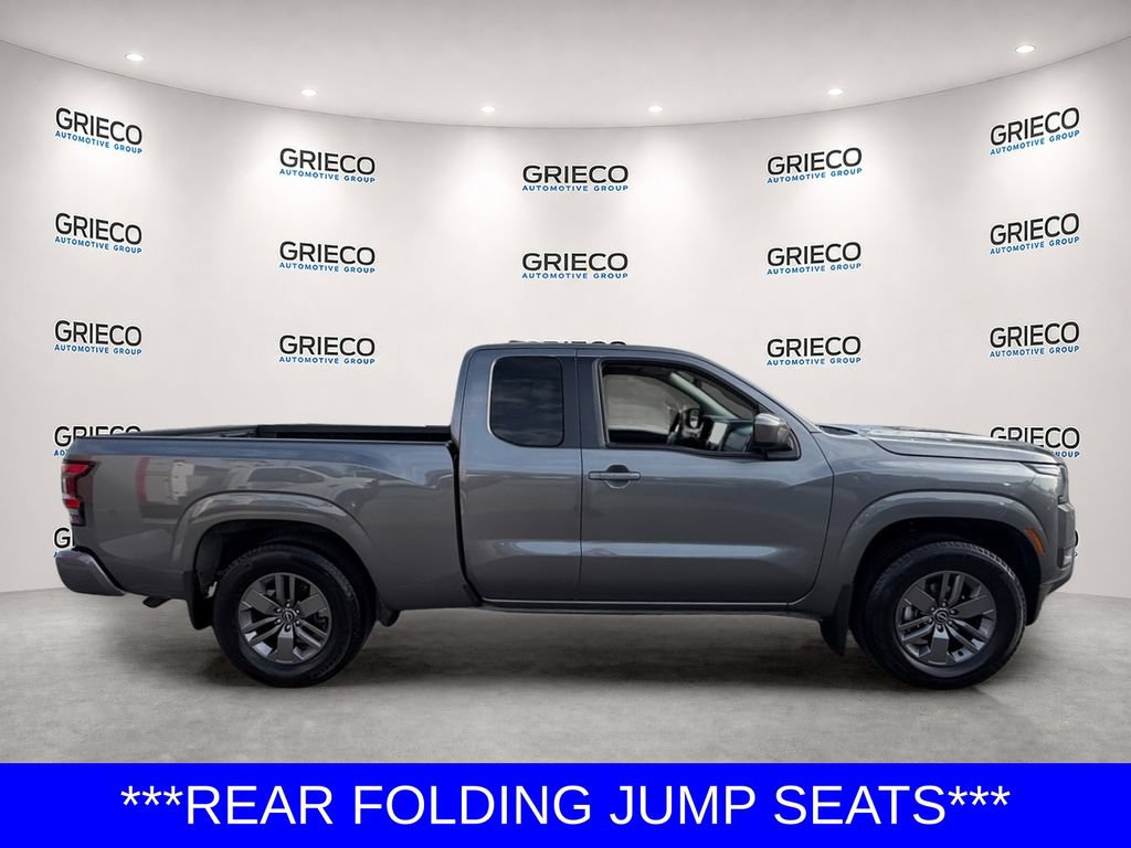 Certified 2025 Nissan Frontier SV w/ Tow Package RWD image 8