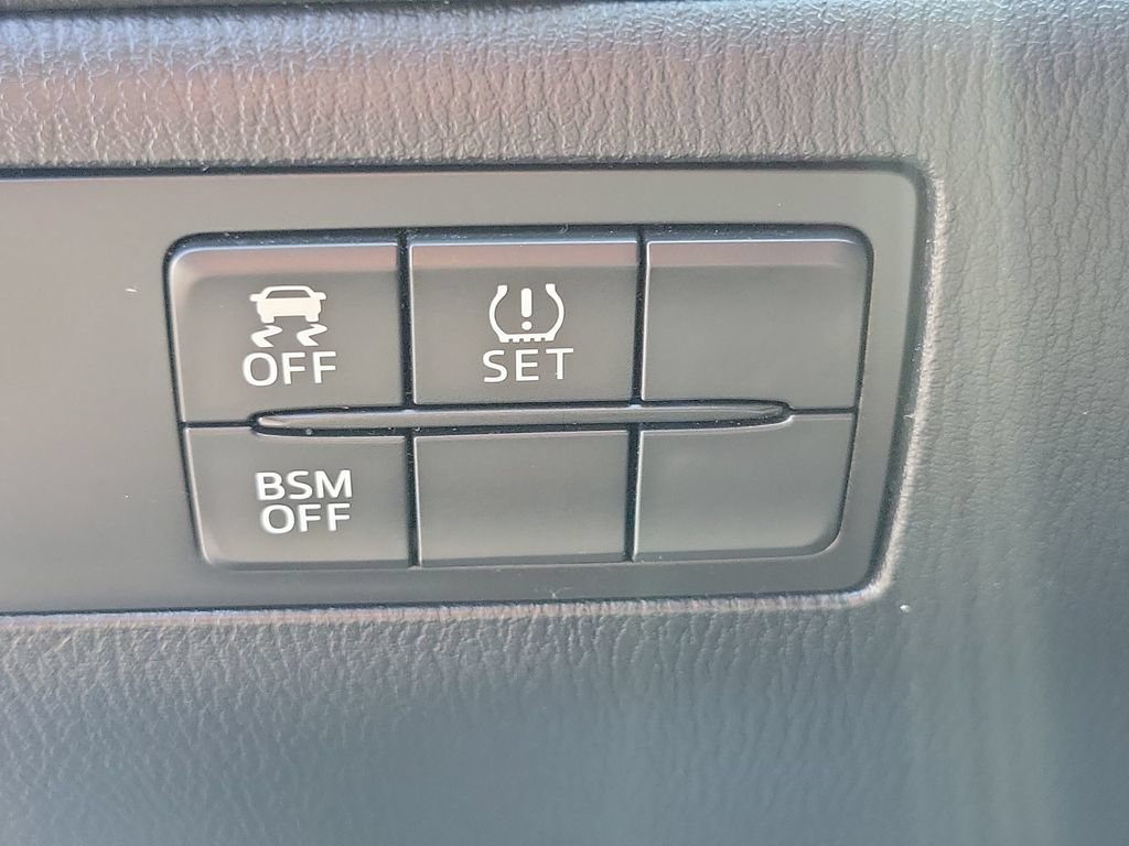 Used 2015 MAZDA MAZDA3 i Touring FWD image 19
