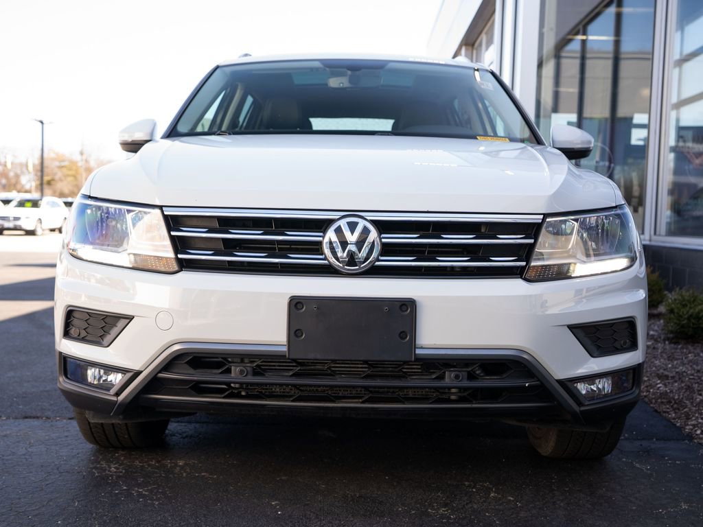 Used 2019 Volkswagen Tiguan SEL image 2