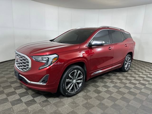 Used 2018 GMC Terrain Denali w/ Advanced Safety Package image 7