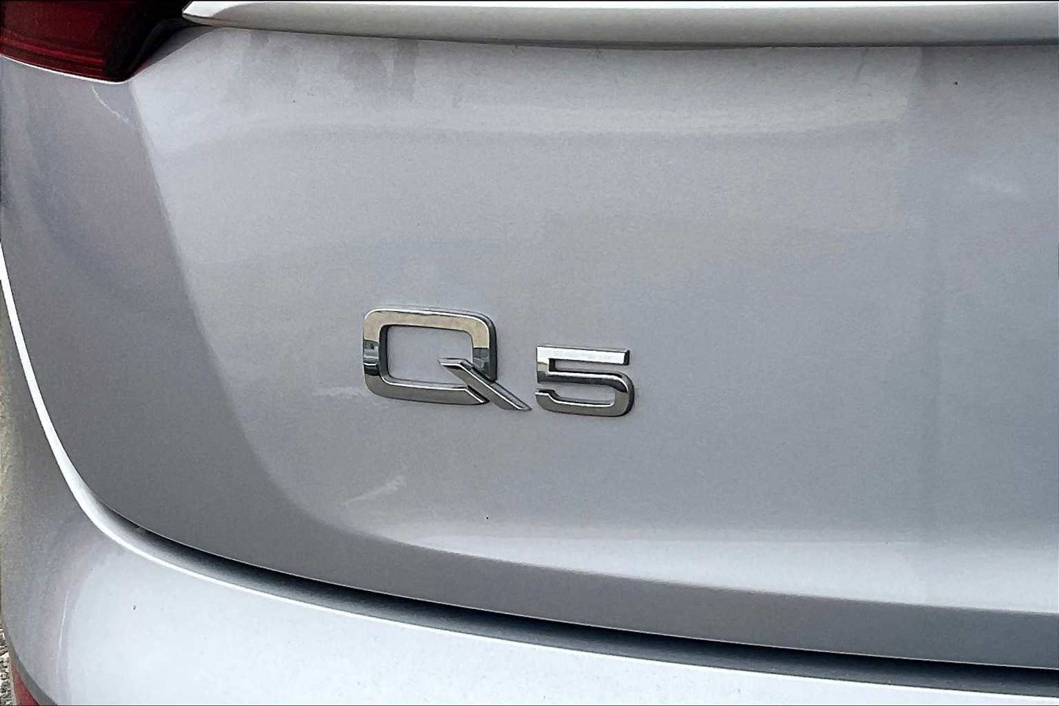 Used 2022 Audi Q5 2.0T Premium Plus w/ Premium Plus Package image 29